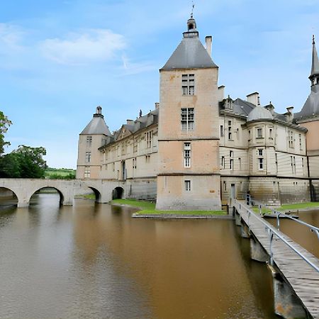 Maison Chaleureuse A Sully Avec Vue Sur La Montagne Esterno foto